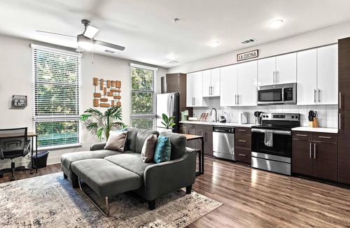 Home Park Apartment | Serene Oasis in Ga Tech