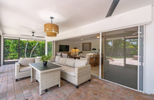 Biggar House | Serene Pool & Spa Home near Sanibel Island, Beaches and Downtown Fort Myers.