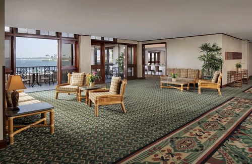 Crown Point Hotel | Serene Studio w/Full-Service Spa and Beach Access – Ideal for Families