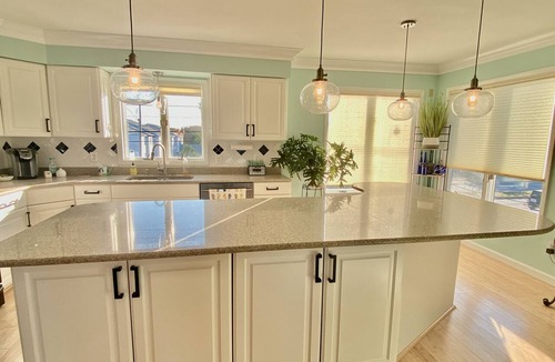 Willoughby Spit Condo | Shore Beats Work . Direct Beachfront!