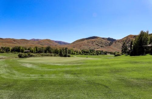 Sun Valley Apartment | Single Level Ranch Condo in Elkhorn