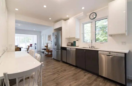 Frontenac Villa | sleep 22, 10 br 7 baths, hot tub, lakefront, view