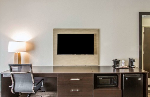 Dayton Hotel | Sleep Inn & Suites Dayton South