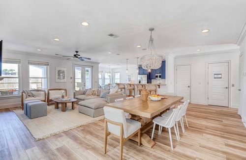 Miramar Beach Condo | Sleeps 20, Private Pool, Putting Green, Walk to Beach Vitamin Sea by Avantstay