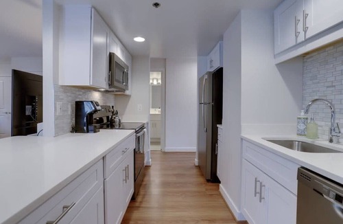 Ballston Apartment | Sojourn | Randolph Towers