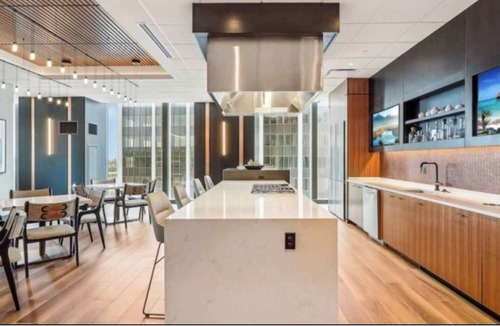 North Rosslyn Apartment | Sojourn Rosslyn Gym Pool Rooftop & Free Parking