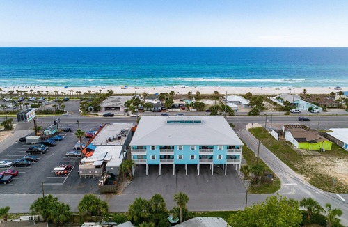 Bahama Beach Condo | {Somerset 207} Across The Street From The Beach