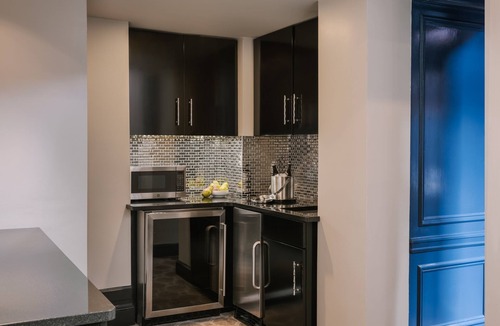 Back Bay West Apartment | Sonder No. 284 Back Bay | Queen Suite+
