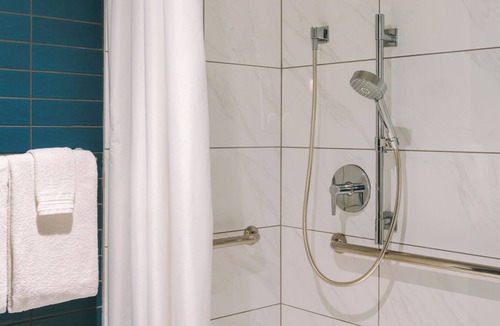 Connecticut Ave - K Street Apartment | Sonder The Quincy | Accessible King Room+ w/ Roll-in Shower
