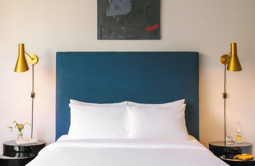Connecticut Ave - K Street Apartment | Sonder The Quincy | Queen Room+