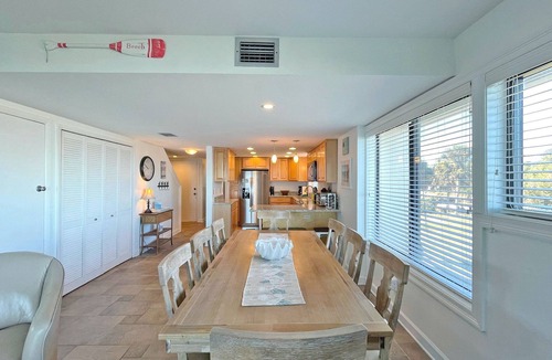 Pensacola Beach House | Sound Front townhome w/Pool, Tennis & Shuffle Board!