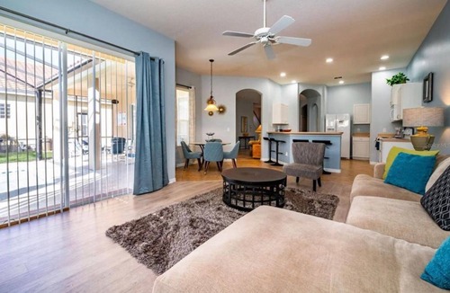 Tuscan Hills House | South Facing Family Vacation Home 4BR 4BA Pool & Resort Amenities