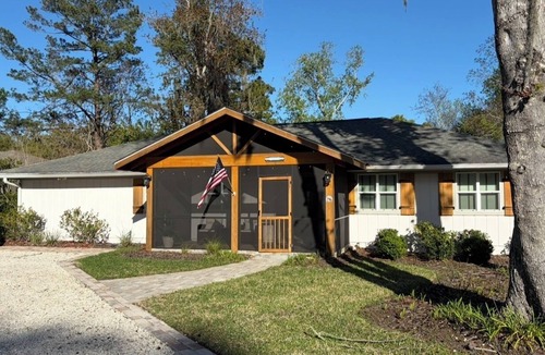 Saint Simons Heights House | Spacious 4 Bed/3 Bath house with pool, fenced backyard, fire pit, covered porch.