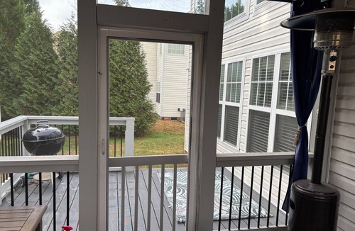 Durham House | Spacious 4BR/3.5BA Home in Durham with Enclosed Patio