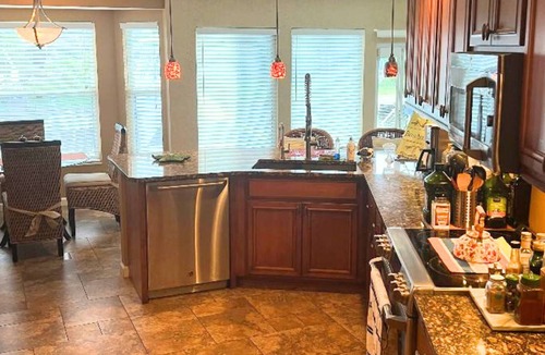 Fullers Earth House | Spacious Ellenton Escape – 3 Bedrooms, Pool, Dock with Boat Slip & Full AC