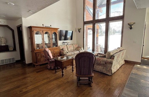 Afton House | Spacious Golf Course Retreat | 5BR Game Room