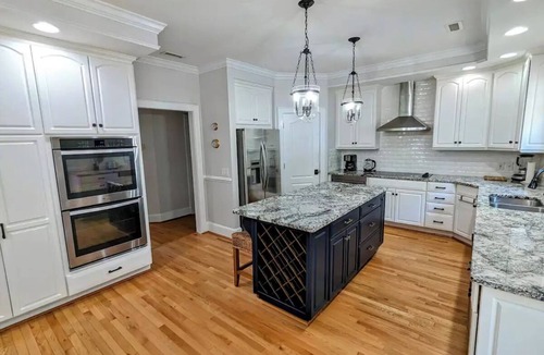 Wilmington House | Spacious home, waterfront community