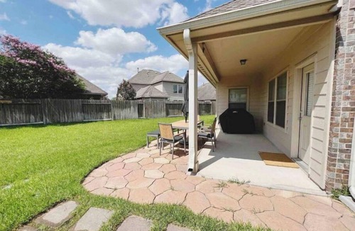 Katy House | Spacious | Large Groups | Katy Mall, Parks!