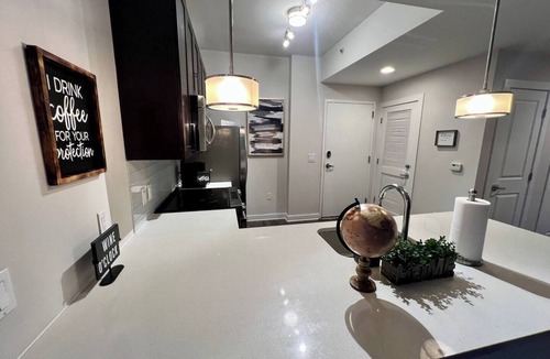 Lenox Apartment | Spacious Panoramic Penthouse Views