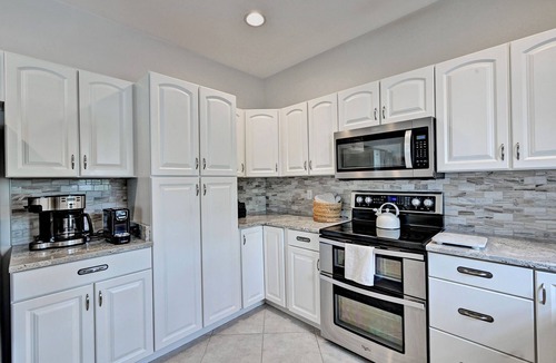 Ocean Farm House | Spacious Pet Friendly 5 Bedroom Home Located Minutes from Bethany Beach; Community Pool free WIFI and Work Space