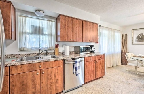 Inverness House | Spacious pool home on half an acre. Near boat ramp, parks and restaurants.