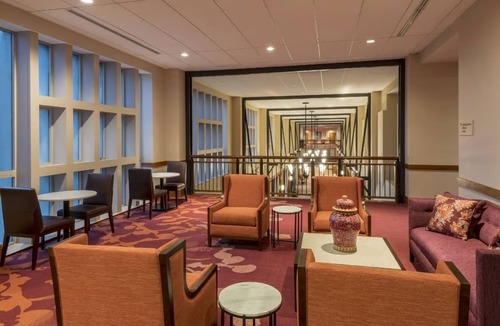 Blacksburg Hotel | Spacious Room | King Bed | Free Parking | Near Virginia Tech Campus