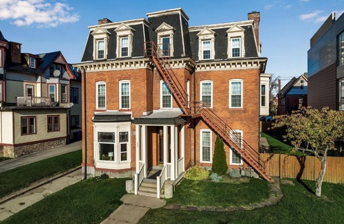 Front Park Apartment | Spacious Second Empire Suite at The Platt Mansion