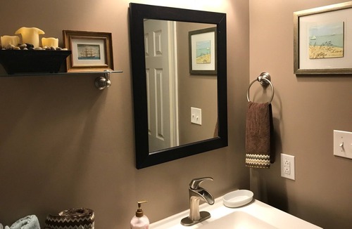 Fentress House | Spacious Town home Located 20 Minutes from the Virginia Beach Ocean Front.