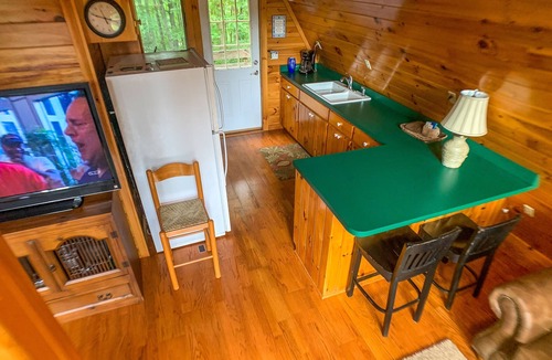Lansing Cabin | Special March Savings - Haven Ridge