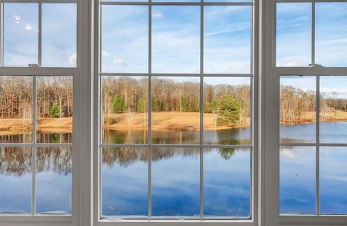 Sewanee House | Spring Sewanee Lakehouse