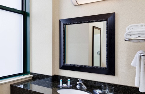 Downtown Baltimore Hotel | Springhill Suites Marriott Baltimore Downtown/Inner Harbor