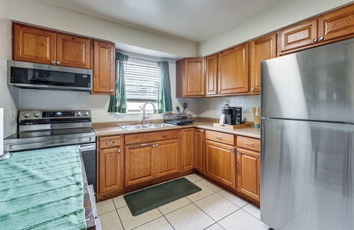 St. Petersburg House | St Pete Home w/Ample Parking! Near Dtwn & Beaches