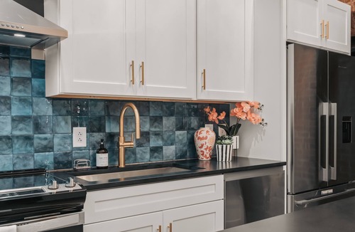 Arts District House | Starr Piano - Roxie and Carraway Suites - 8 Bedrooms