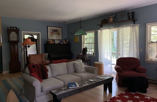 Eagles Mere House | Stay Put - Robin Vacation Rentals