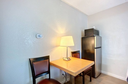 Highlands Hotel | Stayable Jacksonville North