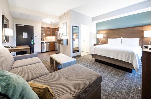 Naples Hotel | Staybridge Suites - Naples - Marco Island by IHG