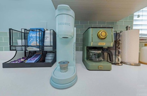 Bay Esplanade Condo | Steps 2 beach! Beachy and Luxurious! Easy Living!