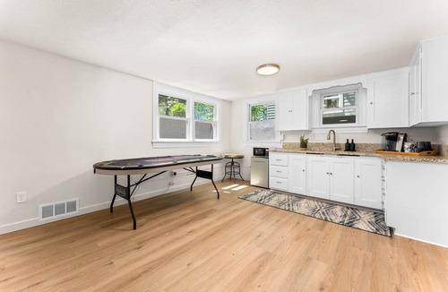North End House | Steps to Downtown | North End Gem