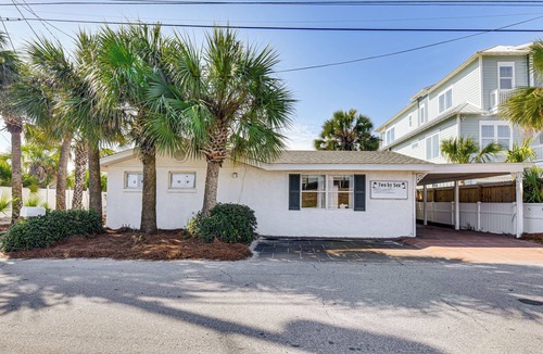 Bahama Beach Cottage | Steps to Sand! PCB Haven w/Furnished Outdoor Area