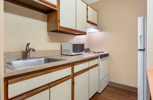Indianapolis Hotel | Studio 6 Corporate Extended Stay Indianapolis, IN - North Carmel