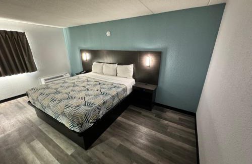 East Syracuse Hotel | Studio 6 Suites East Syracuse Airport