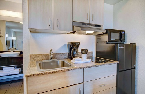 Tucson Hotel | Studio 6 Tucson, AZ - Irvington Road