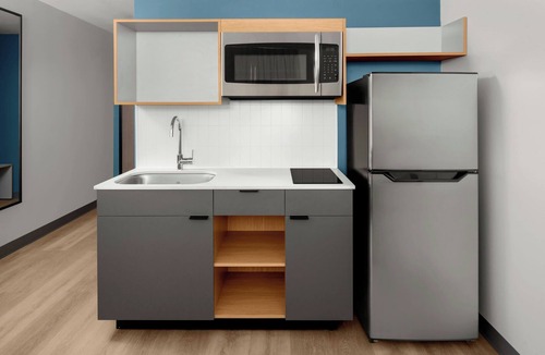 Biggar Apartment | StudioRes by Marriott Fort Myers Airport