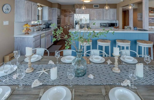 Jamaica Beach House | Stunning Bayfront Home! Panoramic Views, Fishing, Crabbing and Epic Sunsets.