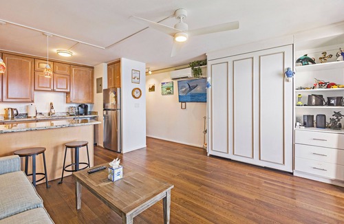 Historic Lahaina Front Street Condo | Stunning Panoramic Ocean & Sunset Views with A/C, Walk to Beach & Restaurants