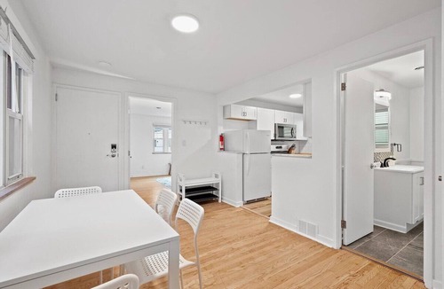 Pittsburgh Apartment | Stylish and Modern 2Bedroom Apt in Millvale, Lawrenceville