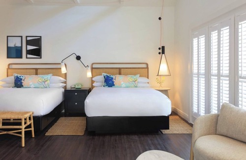 Old Town Hotel | Stylish Boutique Room w/2 Queen Beds - Access Pool & Poolside Bar