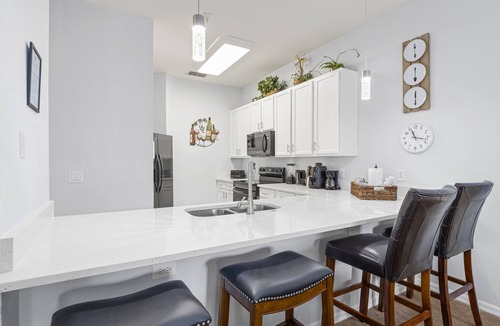 Bahama Bay Apartment | Stylish Ground-Floor Condo in Bahama Bay– 2BR/2BA, Pools, Patio, Remodelled 2024