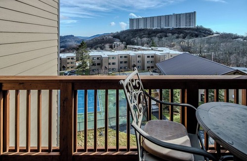 Sugar Mountain Condo | Sugar Mountain One Bedroom Walk to Slopes