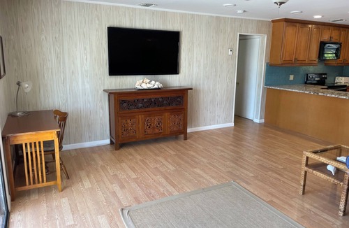 Sugarloaf Shores House | Sugarloaf Shores Wide Canal 3/3 Waterfront w/100 ft Seawall in Quite Community.